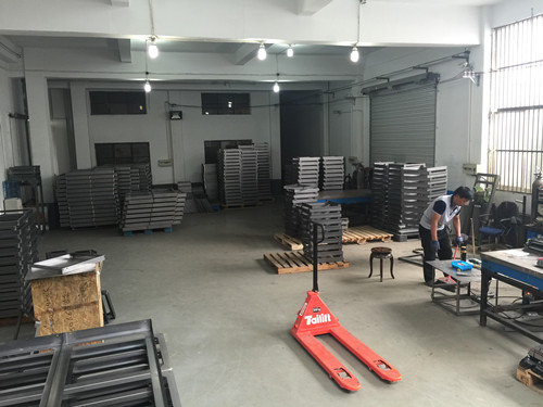 焊接螺釘，儲(chǔ)能螺釘，短周期螺釘，長(zhǎng)周期螺釘，焊釘，焊接螺柱，裕豐五金，焊釘廠家，緊固件，焊釘定制